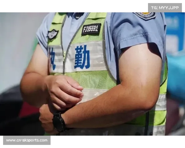 环母瑞山发布高温预警 组委会建议穿着浅色速干装备应对酷暑 环母瑞山发布高温预警 组委会建议穿着浅色速干装备应对酷暑